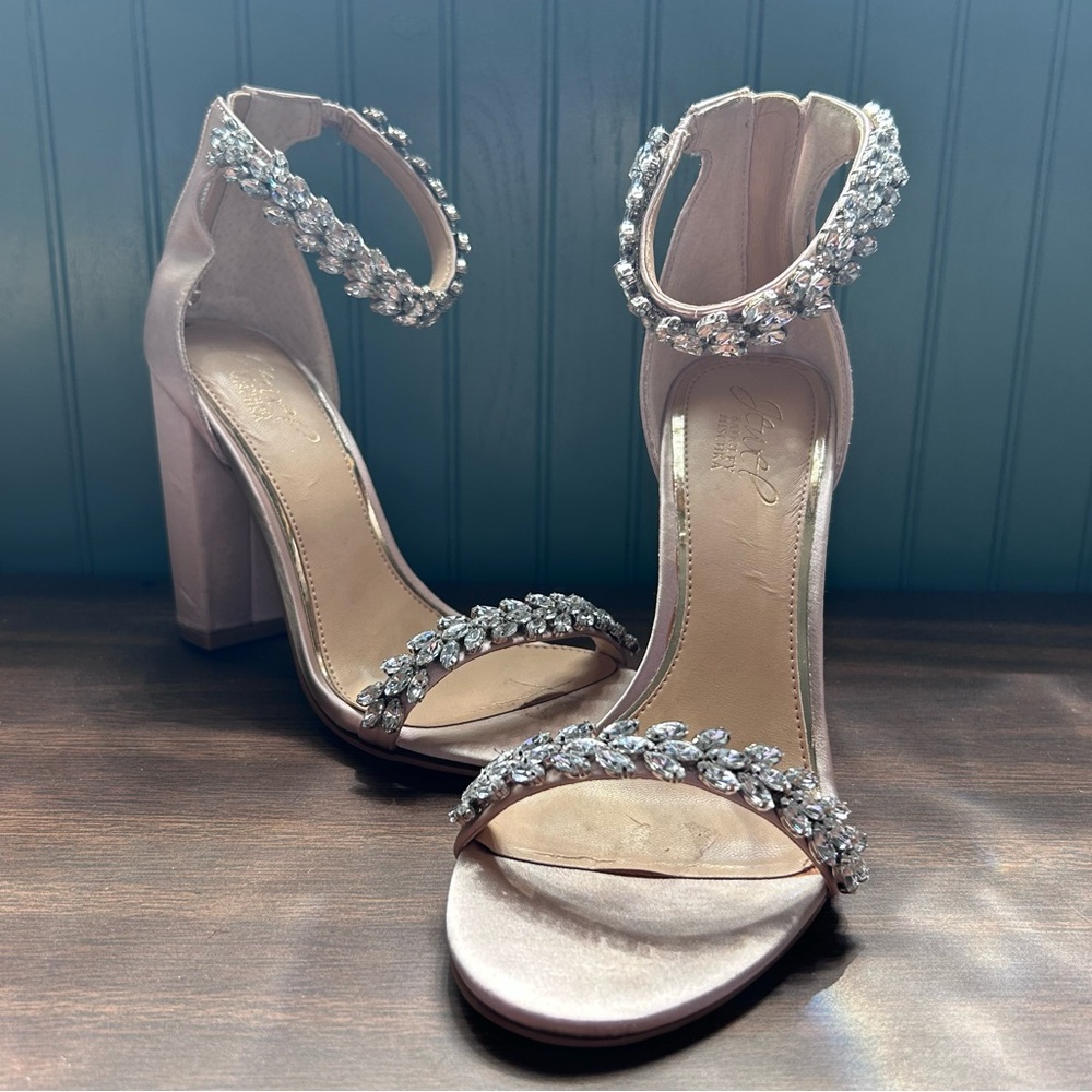 Badgley Mischka Jewel Mayra Satin Dressy Shoes Gem Ankle Strap Chunky Heel